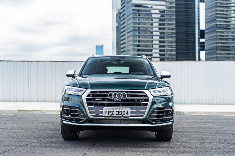  Audi SQ5 3.0 TFSI 2018 года  (LA) (фото 8 из 9)